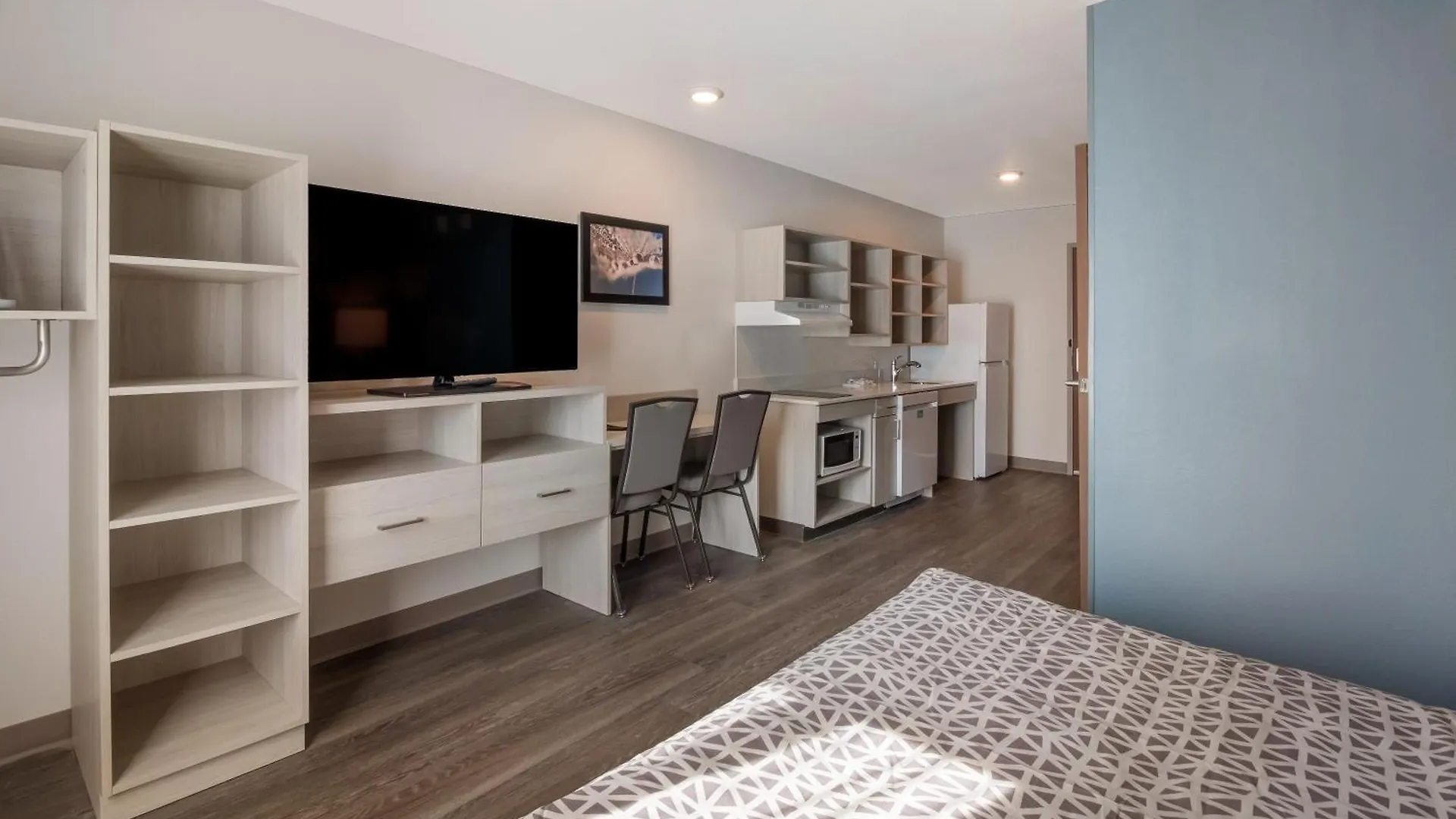 Woodspring Suites Charlotte Airport